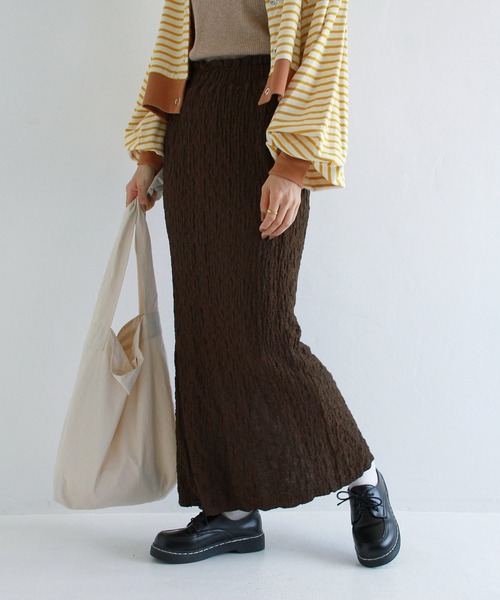 Crisp（クリスプ）の「ランダムシャーリングストレートスカート（スカート・レディース・ブラウン/レッド/オリーブ・FREE）」の17枚目の写真
