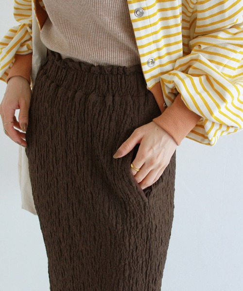 Crisp（クリスプ）の「ランダムシャーリングストレートスカート（スカート・レディース・ブラウン/レッド/オリーブ・FREE）」の22枚目の写真