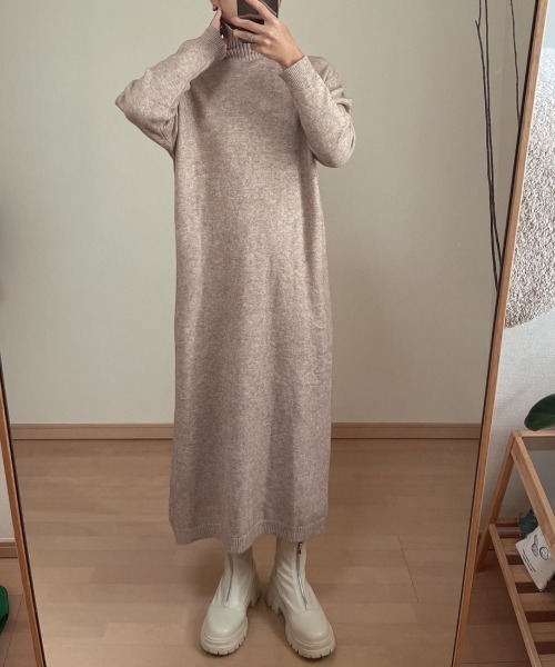 AMAIL(アマイル)の「Petit turtle knit dress(ワンピース・レディース・ブラウン/ベージュ・FREE)」の14枚目の写真