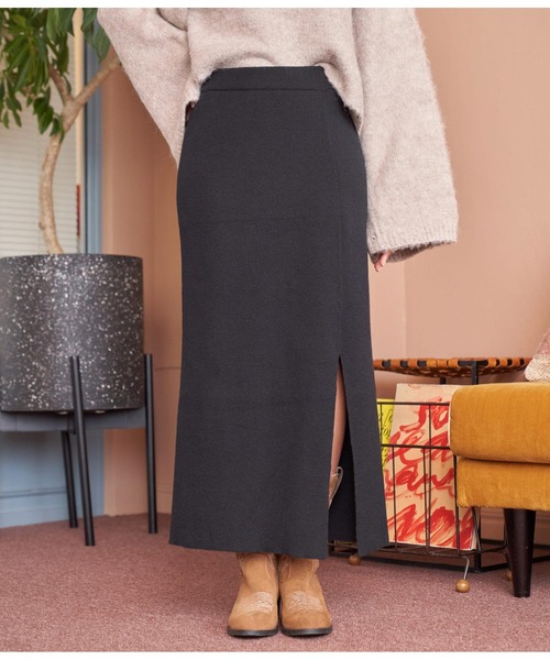anap mimpi（アナップミンピ）の「スリット 厚手 ニット タイトスカート（スカート・レディース・ブラック/グレイッシュベージュ/グリーン・FREE）」の4枚目の写真