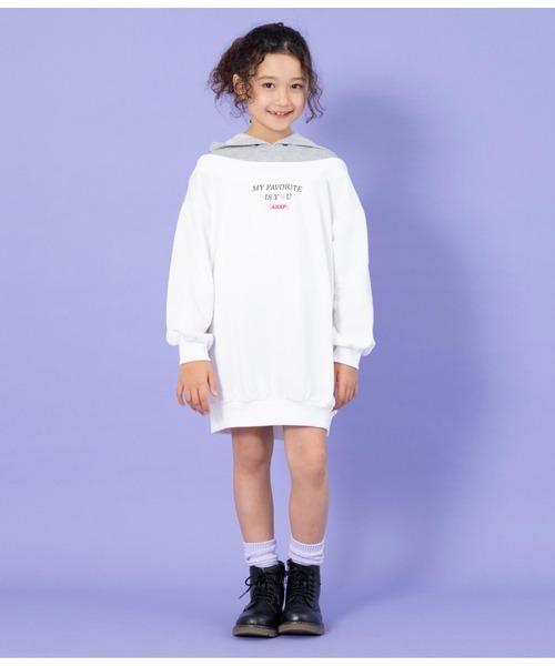 ANAP kids（アナップキッズ）の「切替フード付き裏毛スウェットワンピース（ワンピース・キッズ・ラベンダー/ベージュ/オフホワイト・120cm/110cm/130cm）」の6枚目の写真