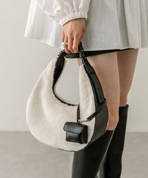 loti（ロティ）の「loti ファーサークルBAG（ハンドバッグ）」