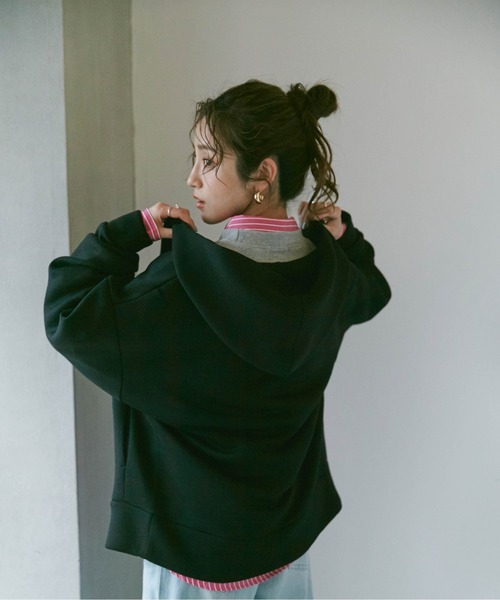 NANO universe（ナノユニバース）の「【追加生産】テックダンボールダブルジップBIGパーカ男女兼用（パーカー・レディース・ブラック/オフホワイト/ライトベージュ/グレー・M/L）」の11枚目の写真