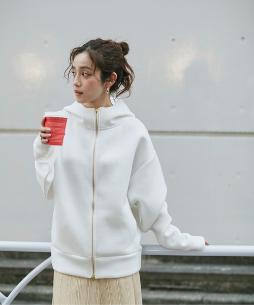 NANO universe（ナノユニバース）の「【追加生産】テックダンボールダブルジップBIGパーカ男女兼用（パーカー・レディース・ブラック/オフホワイト/ライトベージュ/グレー・M/L）」の14枚目の写真