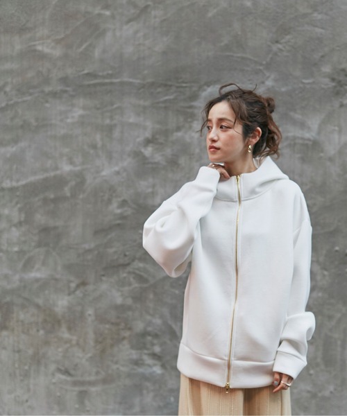 NANO universe（ナノユニバース）の「【追加生産】テックダンボールダブルジップBIGパーカ男女兼用（パーカー・レディース・ブラック/オフホワイト/ライトベージュ/グレー・M/L）」の6枚目の写真