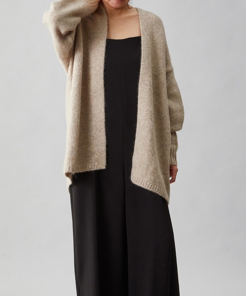 1er Arrondissement(プルミエアロンディスモン)の「ベビーアルパカミドルニットガウン(ニット/セーター・レディース・ボルドー/ベージュ/グレー・FREE)」の2枚目の写真