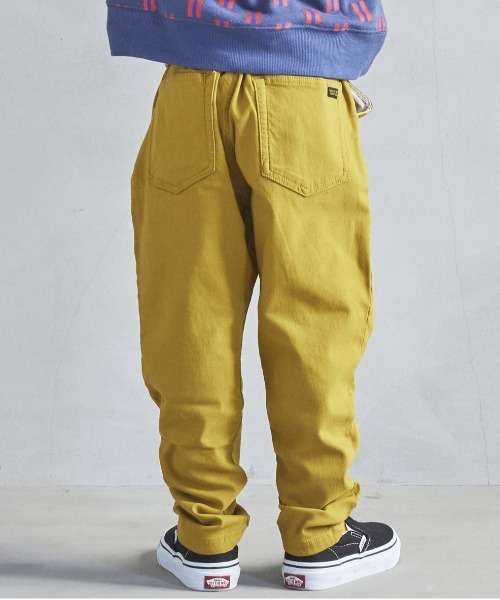 BIG FIELD(ビッグフィールド)の「ウラキモウストレッチタックパンツ(80~150cm)(その他パンツ・キッズ・チャコール/ダークブルー/イエロー/グリーン/レッド・80/130/95/140/150/90/100/110/120)」の1枚目の写真
