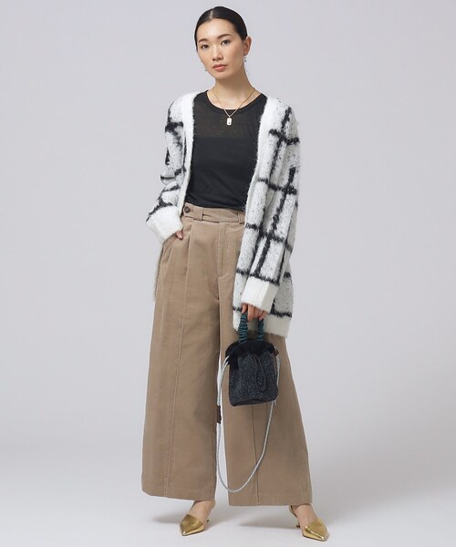 GALLEST（ギャレスト）の「クルーネックリブTシャツ（Tシャツ/カットソー・レディース・ピンク系/アイボリー/グレー系4/ブラック・38）」の12枚目の写真