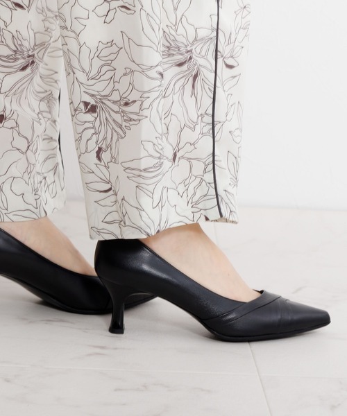 セール】【Made in Japan】【撥水】切替デザインナナメカットパンプス