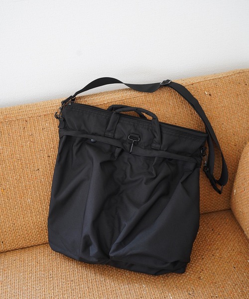 【定価24200円】短時間2回のみ使用2025SS HELMET BAG美品 こちらのヘルメットバッグも見逃せない！～SML（エスエムエル