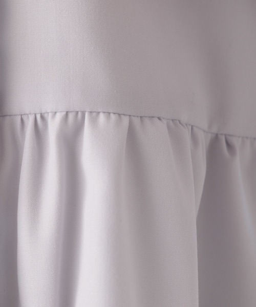 GLOBAL WORK（グローバルワーク）の「ペプラムブラウスシャツ/MATINEE LINE/994006（シャツ/ブラウス・レディース・ライトグレー/オフホワイト/ブラック・MEDIUM/LARGE）」の6枚目の写真