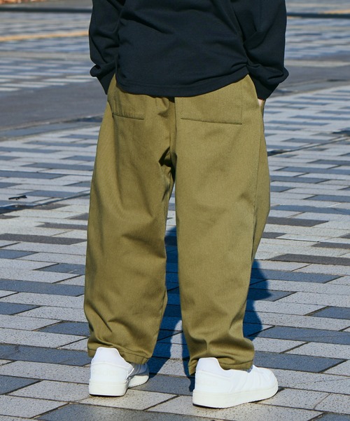 PAIRMANON STREET（ペアマノンストリート）の「【PAIRMANON STREET】 フロント タック ワイド ツイル パンツ（チノパンツ・キッズ・ブラック/ベージュ/ネイビー/オリーブ・90/100/110/120/130/140/150/160）」の7枚目の写真