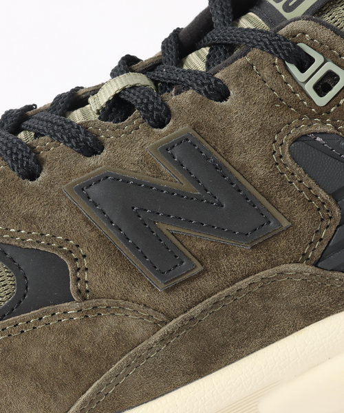 NEW BALANCE（ニューバランス）の「【New Balance / ニューバランス】MT580ADC（スニーカー・メンズ・カーキ・27.5cm/28cm/28.5cm/25.5cm/26cm/26.5cm/27cm）」の2枚目の写真