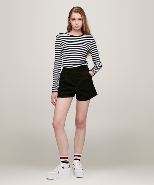 tommy jeans(トミー ジーンズ)の「【NET ViVi掲載】クレアハイライズプリーツショートパンツ(その他パンツ・レディース・ベージュ/ブラック・26inch/25inch)」の12枚目の写真