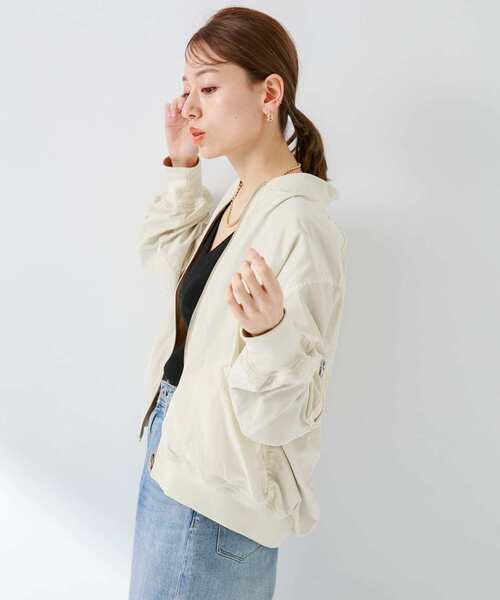 URBAN RESEARCH Sonny Label（アーバンリサーチサニーレーベル）の「リバーシブルオーバーMA-1（MA-1・レディース・ホワイト系その他/ベージュ系その他/グリーン系その他・FREE）」の8枚目の写真