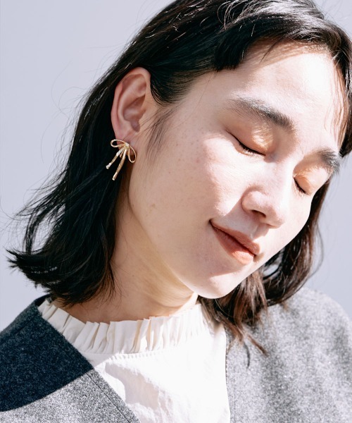marjour（マージュール）の「RIBBON EARRING（イヤリング・レディース・ゴールド/シルバー・FREE）」の17枚目の写真