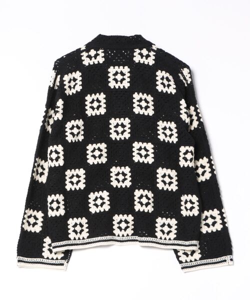 Torrazzo Donna（トラッゾドンナ）の「かぎ針風ニットジャケット