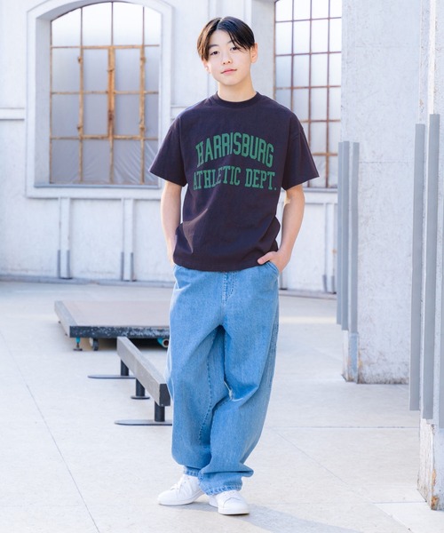 GLAZOS（グラソス）の「【再入荷】【プチプラ】アソートフロントカレッジロゴ半袖Tシャツ（Tシャツ/カットソー・キッズ・カーキ/ブラック/ブルー/グレー/ベージュ/ネイビー/ホワイト・130cm/140cm/150cm/160cm/170cm）」の10枚目の写真