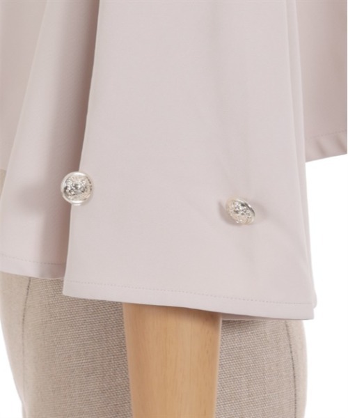 axes femme POETIQUE（アクシーズファムポエティック）の「ダブルボタンケープジャケット（テーラードジャケット・レディース・ベージュ/グレー/ブラック・MEDIUM）」の13枚目の写真