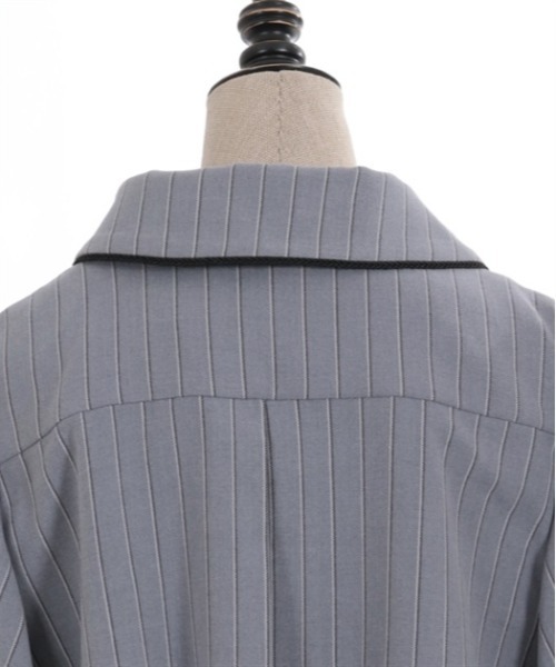 axes femme POETIQUE（アクシーズファムポエティック）の「ダブルボタンケープジャケット（テーラードジャケット・レディース・ベージュ/グレー/ブラック・MEDIUM）」の22枚目の写真