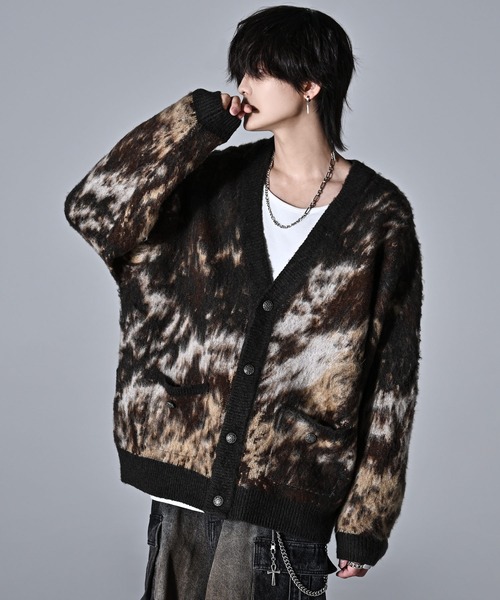 ADRER（アドラー）の「extra quality heavy weight jacquard knit cardigan / エクストラクオリティヘビーウエイトジャガードニットカーディガン（カーディガン/ボレロ・メンズ・ライトグレー/ブラック/チャコールグレー/ブラック×ゴールド/ホワイト/レッド系1/ブラウン系1/ブラック系1/ネイビー系1・XX-SMALL/X-SMALL/SMALL/MEDIUM/LARGE）」の12枚目の写真