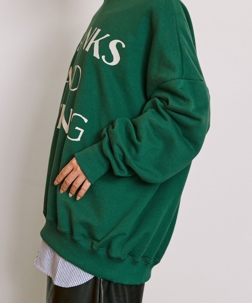 byYOUANCE（バイユアンス）の「ダメージグラフィックスウェット（スウェット・レディース・グリーン/アイボリー・FREE）」の9枚目の写真