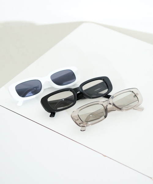 MERLOT（メルロー）の「スクエアフレームフラットレンズサングラス（サングラス・レディース・グレー/ホワイト/ブラック・FREE）」の4枚目の写真