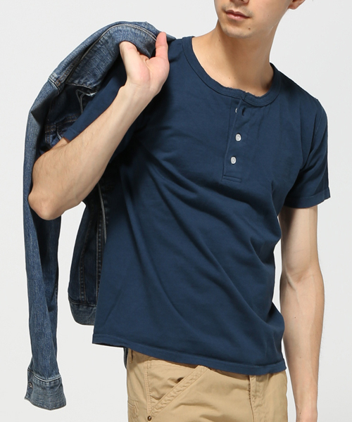 Goodwear(Since1983)（グッドウェア）の「GOODWEAR / グッドウエア: Henley Neck Tee Slim WHT Tシャツ #（Tシャツ/カットソー・メンズ・ホワイト/グリーン/ピンク/バーガンディー/ブルー系その他/ネイビー/サックスブルー/ブラック/ライトブルー/アイボリー/オリーブ/オレンジ・SMALL/LARGE/MEDIUM/X-LARGE）」の8枚目の写真