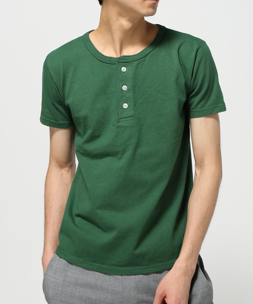 Goodwear(Since1983)（グッドウェア）の「GOODWEAR / グッドウエア: Henley Neck Tee Slim WHT Tシャツ #（Tシャツ/カットソー・メンズ・ホワイト/グリーン/ピンク/バーガンディー/ブルー系その他/ネイビー/サックスブルー/ブラック/ライトブルー/アイボリー/オリーブ/オレンジ・SMALL/LARGE/MEDIUM/X-LARGE）」の6枚目の写真