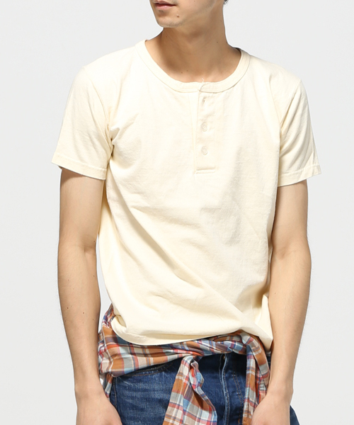 Goodwear(Since1983)（グッドウェア）の「GOODWEAR / グッドウエア: Henley Neck Tee Slim WHT Tシャツ #（Tシャツ/カットソー・メンズ・ホワイト/グリーン/ピンク/バーガンディー/ブルー系その他/ネイビー/サックスブルー/ブラック/ライトブルー/アイボリー/オリーブ/オレンジ・SMALL/LARGE/MEDIUM/X-LARGE）」の3枚目の写真