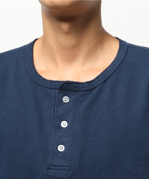 Goodwear(Since1983)（グッドウェア）の「GOODWEAR / グッドウエア: Henley Neck Tee Slim WHT Tシャツ #（Tシャツ/カットソー・メンズ・ホワイト/グリーン/ピンク/バーガンディー/ブルー系その他/ネイビー/サックスブルー/ブラック/ライトブルー/アイボリー/オリーブ/オレンジ・SMALL/LARGE/MEDIUM/X-LARGE）」の16枚目の写真