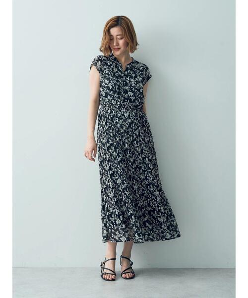 asknowasolaca美品 花柄プリーツワンピース YECCA VECCA（イェッカヴェッカ）の「フラワー柄プリーツ