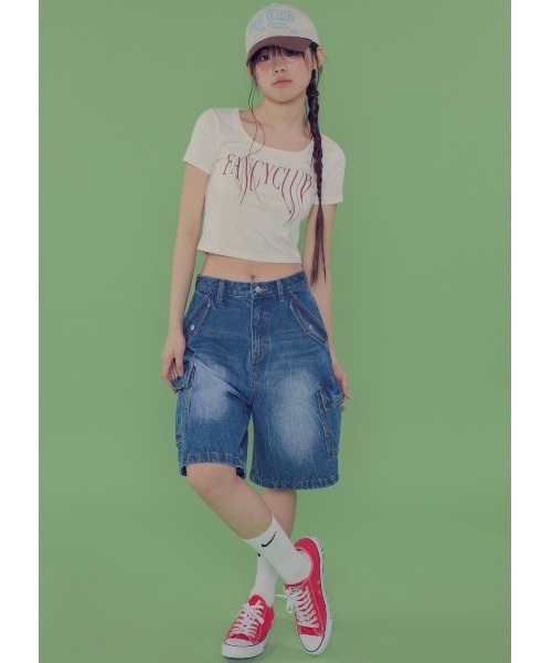 FANCY CLUB（ファンシークラブ）の「A'GEM/9 × .kom 『 FANCY CLUB/ファンシークラブ』 TYPO BASIC U-NECK TEE/ベーシック Uネック 半袖カットソー（Tシャツ/カットソー・レディース・グレー/アイボリー/ブラック・FREE）」の6枚目の写真