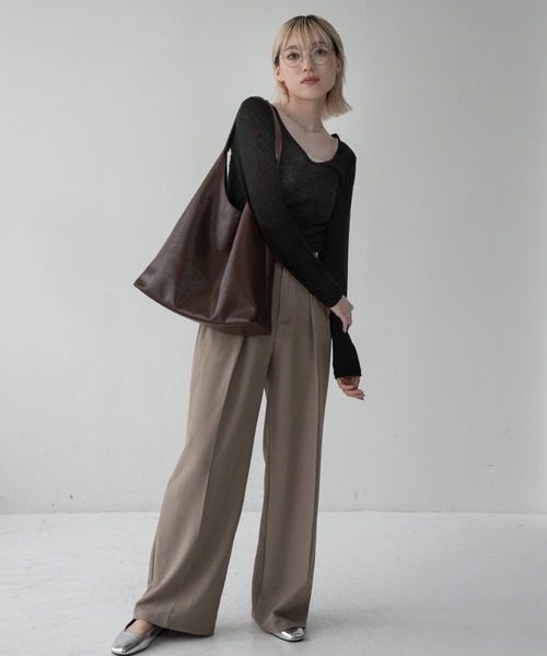 Amiur（エミレ）の「pouch set one handle bag / ポーチセットワンハンドルバッグ（トートバッグ・レディース・ブラウン/ブラック/アイボリー・FREE）」の9枚目の写真