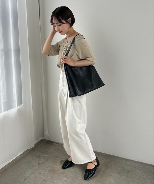 Amiur（エミレ）の「pouch set one handle bag / ポーチセットワンハンドルバッグ（トートバッグ・レディース・ブラウン/ブラック/アイボリー・FREE）」の13枚目の写真