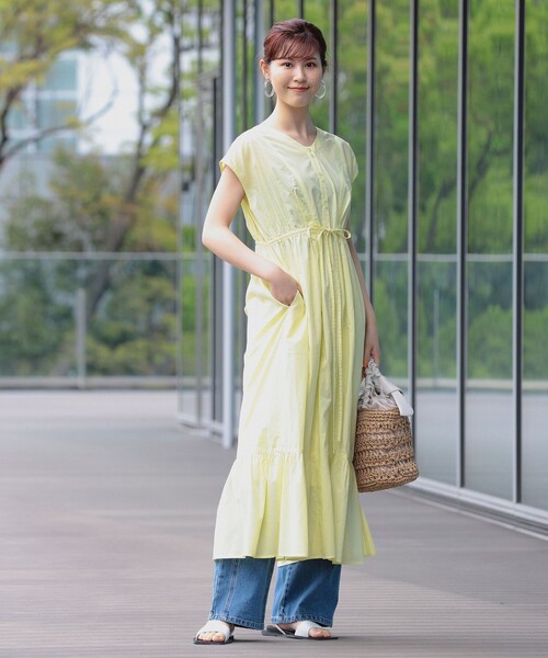 Ray BEAMS(レイビームス)の「Ray BEAMS / ティアード Vネック フレンチスリーブ ワンピース(ワンピース・レディース・ブラック/イエロー系その他2/ブルー系その他2・0/1)」の7枚目の写真