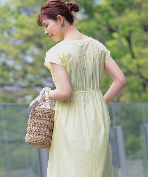 Ray BEAMS レイビームス ☆ ティアードスリーブタックワンピース Ray BEAMS（レイ ビームス）スクエアネック ティアード