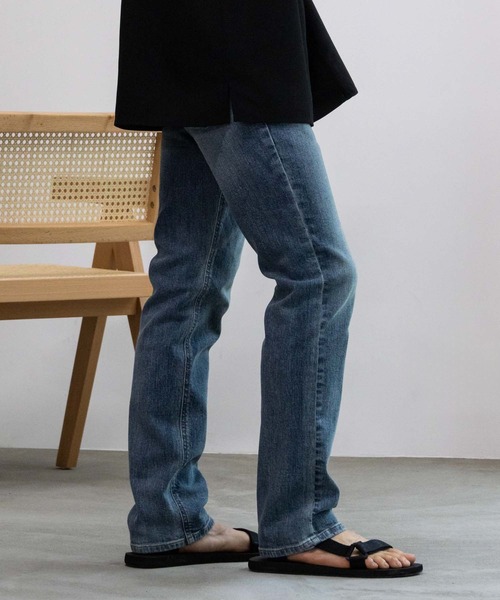 Wrangler(ラングラー)の「BROKEN DENIM SLIM STRAIGHT(デニムパンツ・メンズ・ブルー系1/ブルー系2/ワンウォッシュ・32inch/30inch/28inch/34inch/31inch/29inch/33inch)」の8枚目の写真