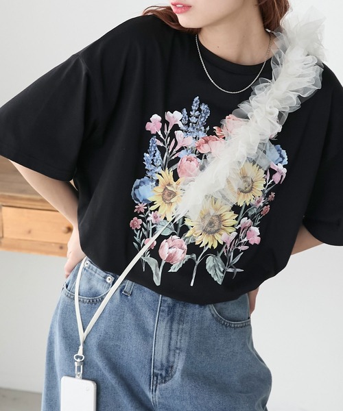 BONLECILL(ボンルシール)の「ショルダーチュールスマホストラップ(スマホグッズ・レディース・ブラック/オフホワイト/グレー・FREE)」の1枚目の写真