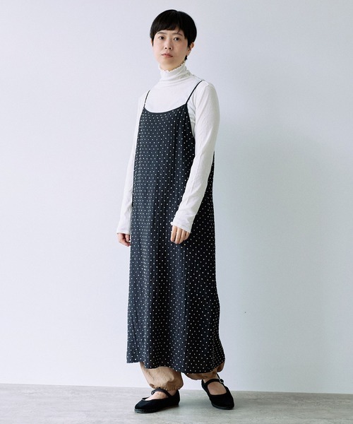 yuni（ユニ ）の「ドットジャカード ペチワンピース
