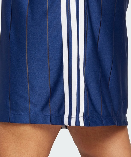 adidas（アディダス）の「アディカラー スリーストライプス ピン