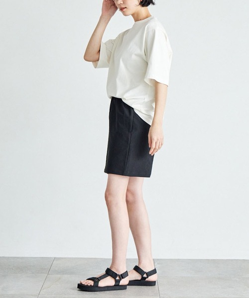 for/c（フォーシー）の「[for/c and]撥水ボックスTシャツ(ユニセックス)【サスティナブル】（Tシャツ/カットソー・レディース・ホワイト/ブラック/ネイビー・1/2/4/3）」の18枚目の写真