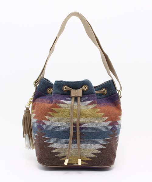 Another Edition（アナザーエディション）の「ネイティブ巾着ショルダー/AE NATIV ｷﾝﾁｬｸ◆（ショルダーバッグ・レディース・オフホワイト/ネイビー・フリー）」の12枚目の写真