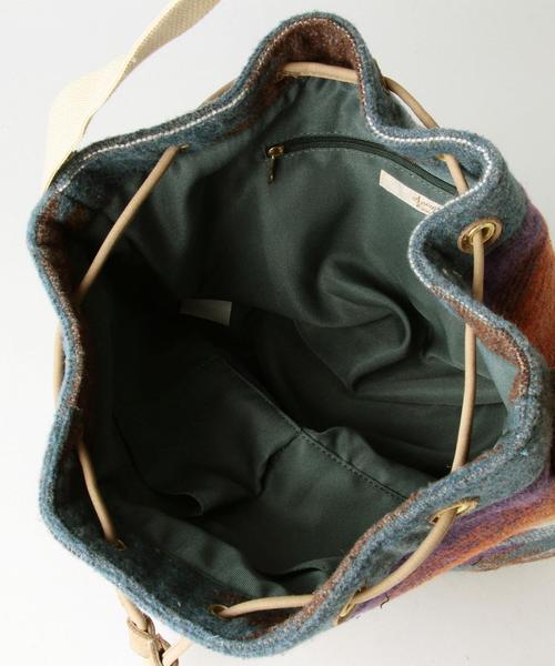 Another Edition（アナザーエディション）の「ネイティブ巾着ショルダー/AE NATIV ｷﾝﾁｬｸ◆（ショルダーバッグ・レディース・オフホワイト/ネイビー・フリー）」の4枚目の写真