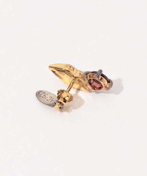 WOUTERS & HENDRIX(ウッターズアンドヘンドリックス)の「WOUTERS&HENDRIX Surrealistic SYMBOLS ピアス(ピアス(両耳用)・レディース・ゴールド系その他・FREE)」の4枚目の写真