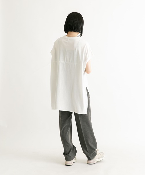 EKAL(エカル)の「ドルマンスリーブカットソー(Tシャツ/カットソー・レディース・ホワイト/ベージュ/ブラック・ONE)」の13枚目の写真