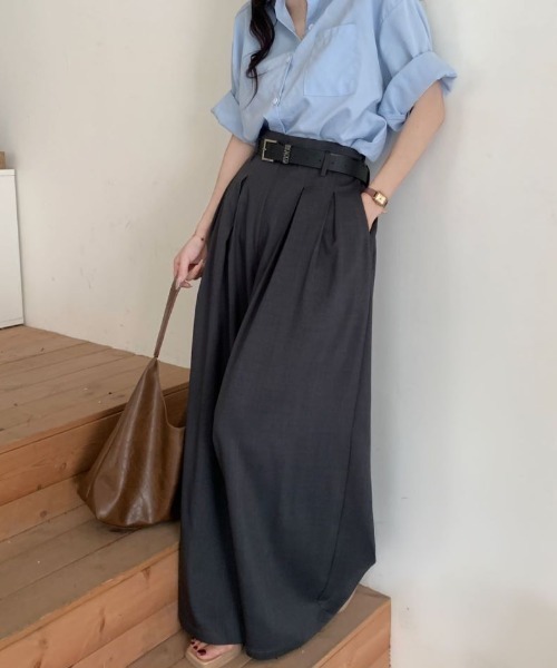 ABITOKYO(アビトーキョー)の「ダブルタックハイウエストワイドパンツ(スラックス・レディース・チャコールグレー/ブラック/ベージュ・S/M/L)」の15枚目の写真