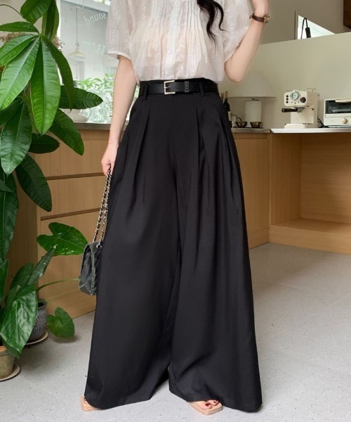 ABITOKYO(アビトーキョー)の「ダブルタックハイウエストワイドパンツ(スラックス・レディース・チャコールグレー/ブラック/ベージュ・S/M/L)」の17枚目の写真