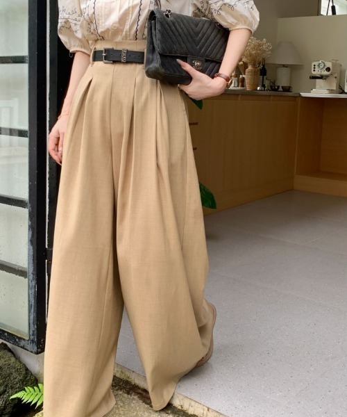 ABITOKYO(アビトーキョー)の「ダブルタックハイウエストワイドパンツ(スラックス・レディース・チャコールグレー/ブラック/ベージュ・S/M/L)」の6枚目の写真