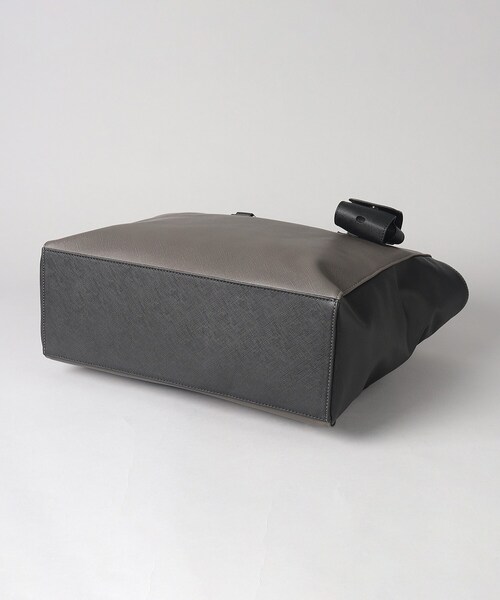 THE SHOP TK (ザ ショップ ティーケー )の「◆【A4サイズ/ビジネスでも使える】合皮トートバッグ イヤホンケース付き(トートバッグ・メンズ・グレー系その他5/ブラック/ネイビー・00)」の7枚目の写真